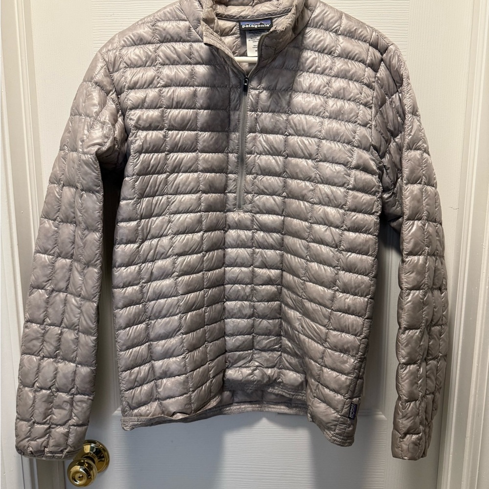 Patagonia Men's Gray Quilted Jacket